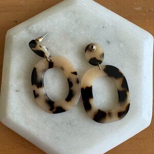 Tortoise Dangle Earrings